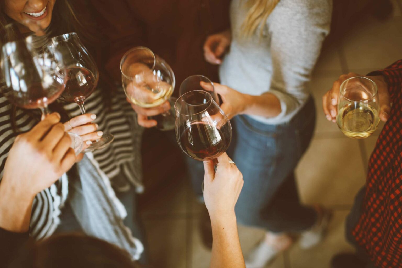 Fördrink med tilltugg på Villa Sandudden